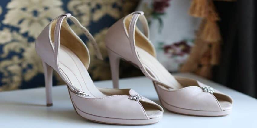How To Make Noisy Heels Quieter 8 Easy Ways To Stop Clicking