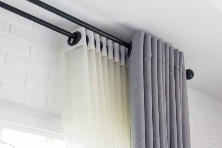 Why You Need a Soundproof Room Divider Curtains